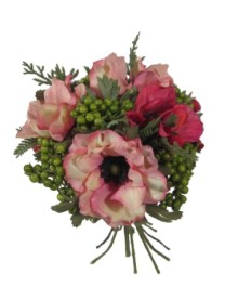 Anemones/berries/lace fern bouquet  27cm  6/36